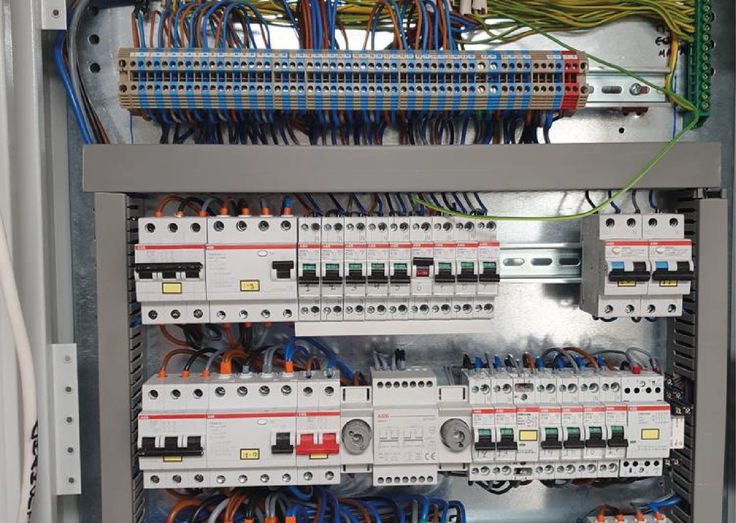 Elektronische werkzaamheden